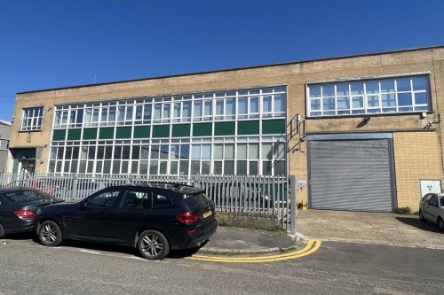 Ground Floor Warehouse For Sale or To let in Leyton, London, E10