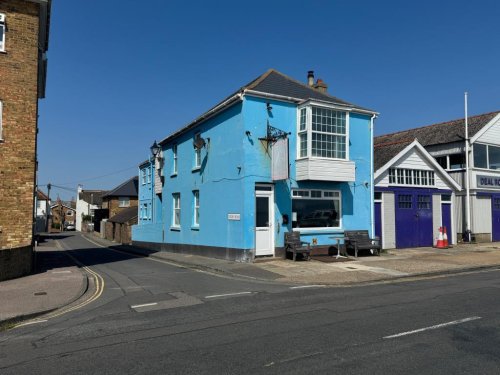 Investment  for sale in Deal