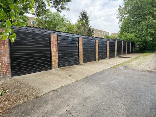 Investment  for sale in Wallington