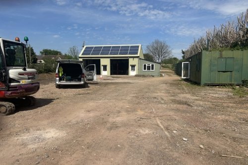 Freehold unit and yard with planning permission for sale in Yeovil