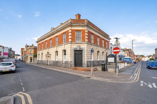 Mixed use building for sale in Burnham-On-Sea