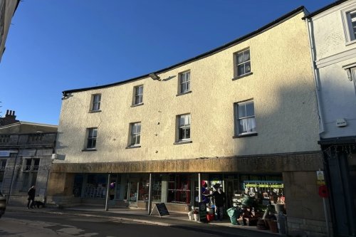 Mixed Use Investment Unit For Sale in Axminster, Devon, EX13